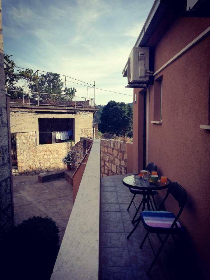 Apartments Luza Λάστοβο Εξωτερικό φωτογραφία