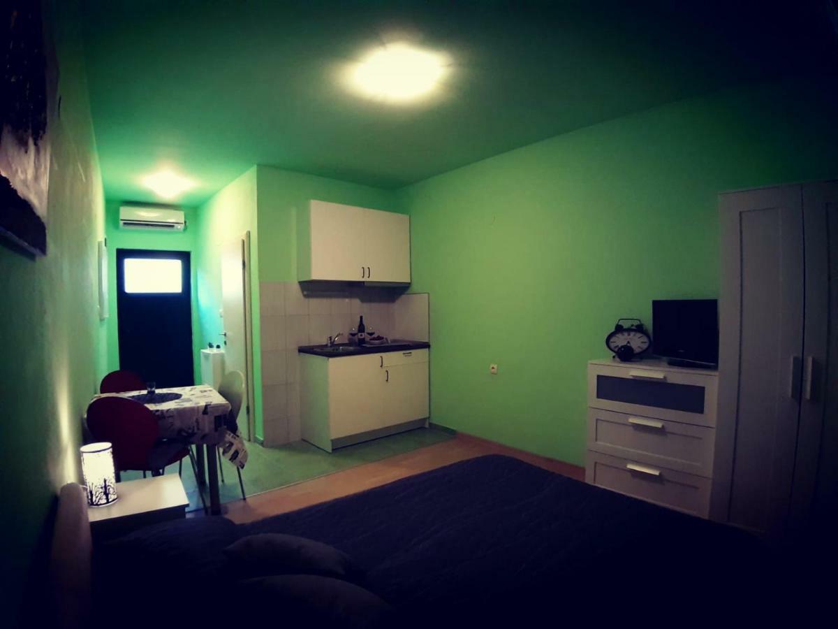 Apartments Luza Λάστοβο Εξωτερικό φωτογραφία