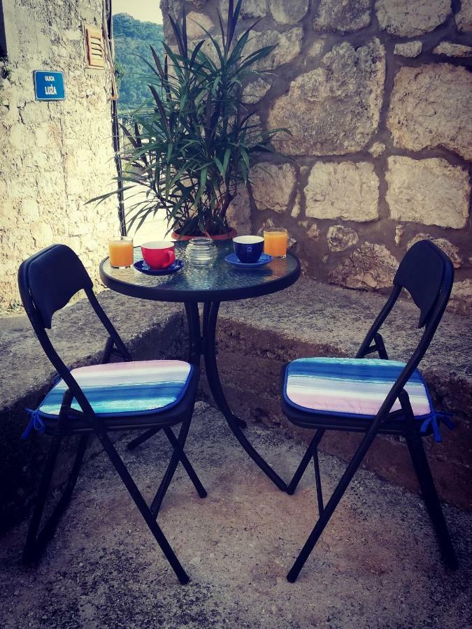 Apartments Luza Λάστοβο Εξωτερικό φωτογραφία